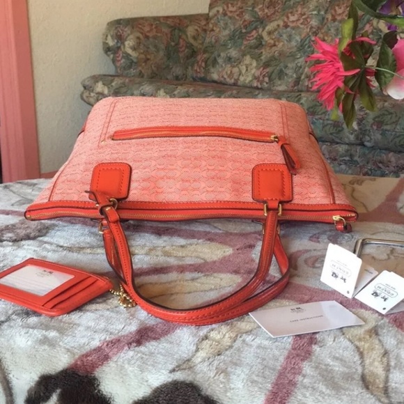 Coach set - Picture 4 of 8